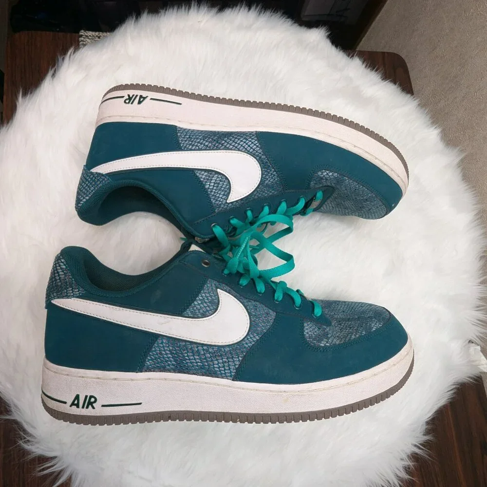 RARE SIZE 15 Nike Air Force 1 Snake Skin Men’s Sneakers Teal Color👟